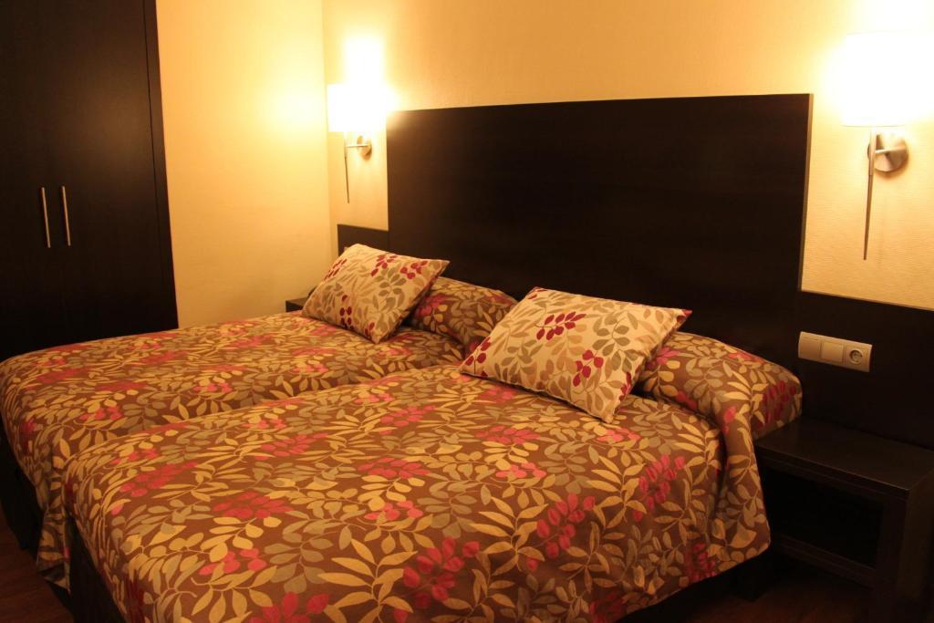 Hotel Restaurante La Peseta Astorga Room photo